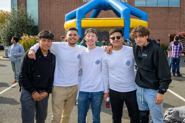 Cougars Climb Higher At Homecoming 2019 - Kean University