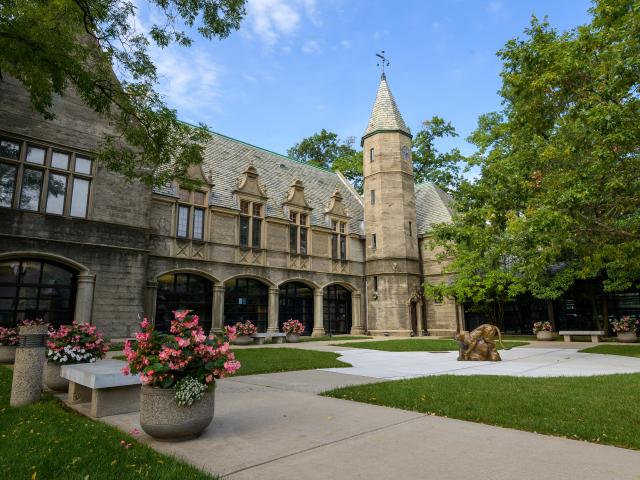 Courtyard photo of Kean Hall