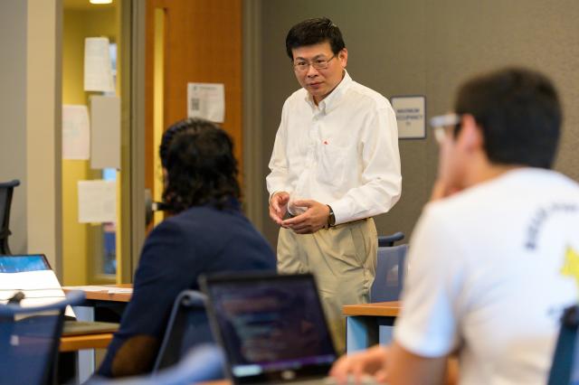 A computer science classroom at Kean