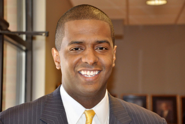 A photo of Bakari Sellers.