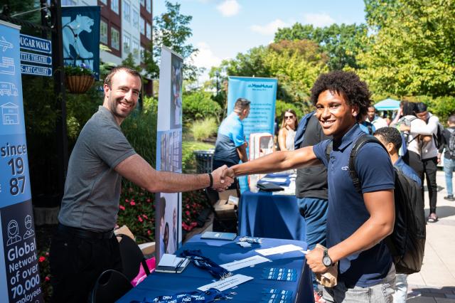 Kean student attends Career Fair